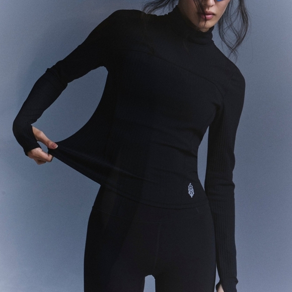 FREE PEOPLE MOVEMENT romen's Tempo Ribbed Turtleneck - Picture 1 of 6